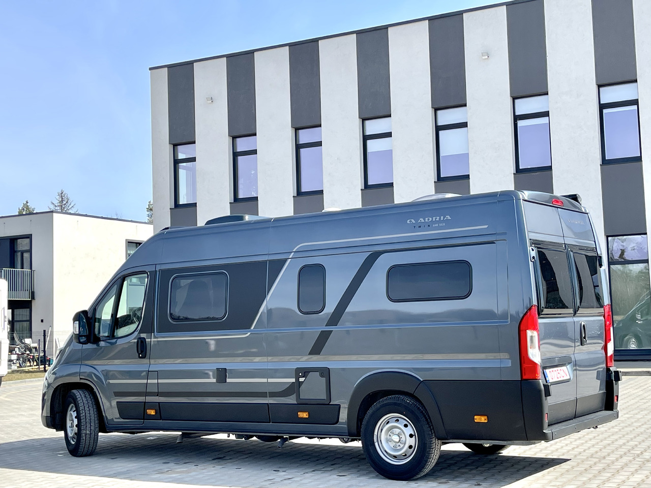 ADRIA TWIN 640 SGX - Camper van: Foto 3 ADRIA TWIN 640 SGX - Camper van: Foto 3