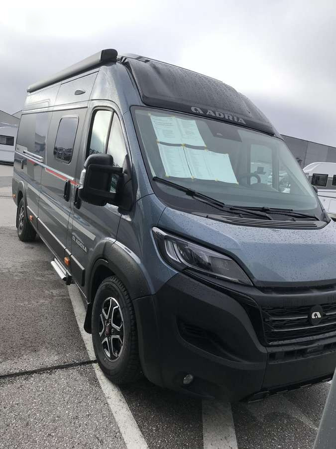 ADRIA Twin Sport 640 SG - Camper van: Foto 2 ADRIA Twin Sport 640 SG - Camper van: Foto 2