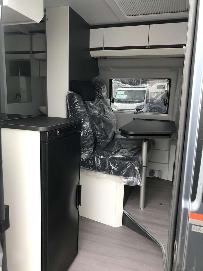 ADRIA Twin Sport 640 SG - Camper van: Foto 5 ADRIA Twin Sport 640 SG - Camper van: Foto 5