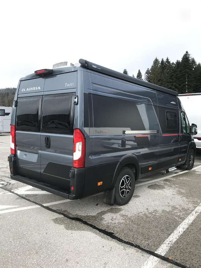 ADRIA Twin Sport 640 SG - Camper van: Foto 3 ADRIA Twin Sport 640 SG - Camper van: Foto 3