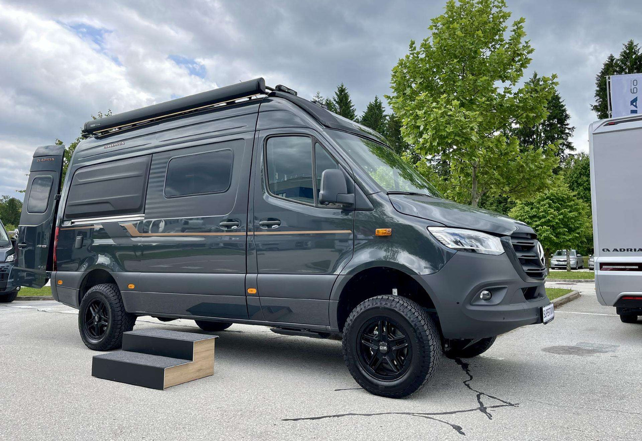 Adria Super Twin - Camper van: Foto 5 Adria Super Twin - Camper van: Foto 5