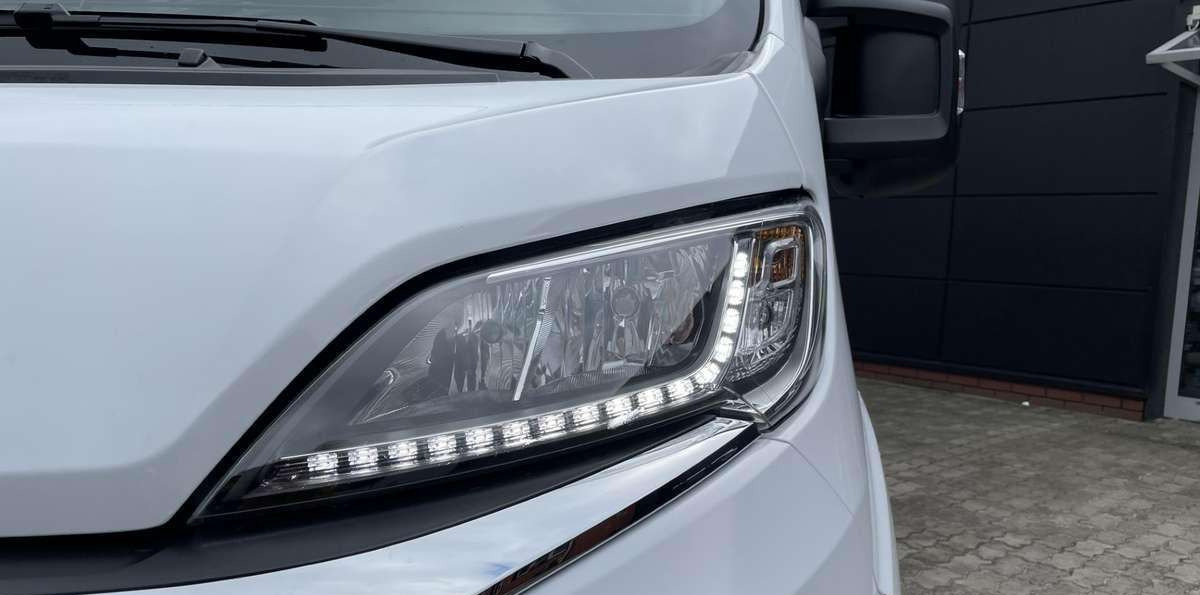 Adria Twin 600 SP Family - Camper van: Foto 3 Adria Twin 600 SP Family - Camper van: Foto 3