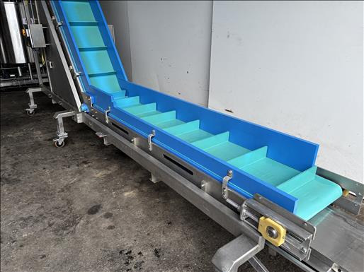 Reading Bakery Systems Flighted elevator conveyor - Conveior: Foto 2 Reading Bakery Systems Flighted elevator conveyor - Conveior: Foto 2