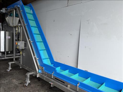 Reading Bakery Systems Flighted elevator conveyor - Conveior: Foto 3 Reading Bakery Systems Flighted elevator conveyor - Conveior: Foto 3