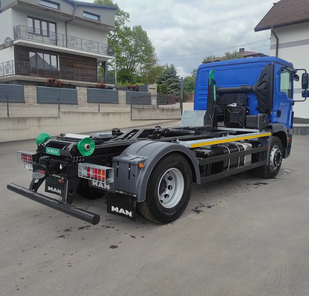 MAN TGM 18.340 urządzenie hakowe AXOR - Camion cu cârlig: Foto 5 MAN TGM 18.340 urządzenie hakowe AXOR - Camion cu cârlig: Foto 5