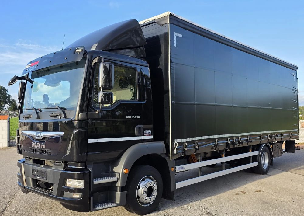 MAN TGM 12.290 / 15.290 / E6/ FIRANKA /BOCZNE DRZWI / BURTO-FIRANKA / 18PALET / WINDA / NISKI PRZEBIEG / 2018/ CAŁY NA PODUSZKACH / SERWISOWANY - Camion cu prelată: Foto 1 MAN TGM 12.290 / 15.290 / E6/ FIRANKA /BOCZNE DRZWI / BURTO-FIRANKA / 18PALET / WINDA / NISKI PRZEBIEG / 2018/ CAŁY NA PODUSZKACH / SERWISOWANY - Camion cu prelată: Foto 1