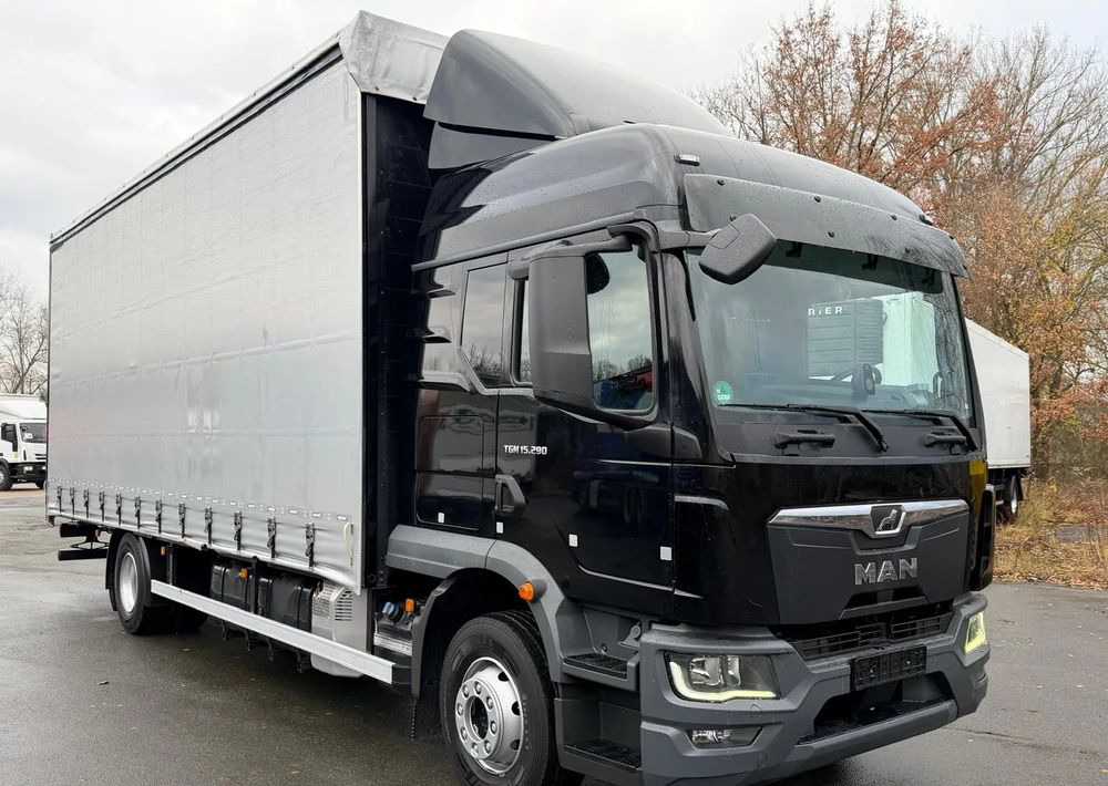 MAN TGM 15.290 / NOWY MODEL / E6 / 18PALET / 7720 ŁADOWNOŚĆ / SERWISOWANY / NOWY TACHOGRAF / NISKI PRZEBIEG / WINDA / FIRANKA / SPROWADZONY / 2022 / NISKI PRZEBIEG /PIERWSZY WŁAŚCICIEL/ - Camion cu prelată: Foto 1 MAN TGM 15.290 / NOWY MODEL / E6 / 18PALET / 7720 ŁADOWNOŚĆ / SERWISOWANY / NOWY TACHOGRAF / NISKI PRZEBIEG / WINDA / FIRANKA / SPROWADZONY / 2022 / NISKI PRZEBIEG /PIERWSZY WŁAŚCICIEL/ - Camion cu prelată: Foto 1