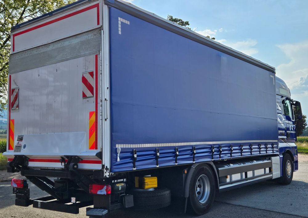 MAN TGX 18.430 / FIRANKA / WINDA / KLIMA POSTOJOWA / 300TYŚ PRZEBIEG / 2020 /E6 / KLIMA POSTOJOWA / SPROWADZONY / JAK NOWY / AUTOMAT - Camion cu prelată: Foto 5 MAN TGX 18.430 / FIRANKA / WINDA / KLIMA POSTOJOWA / 300TYŚ PRZEBIEG / 2020 /E6 / KLIMA POSTOJOWA / SPROWADZONY / JAK NOWY / AUTOMAT - Camion cu prelată: Foto 5