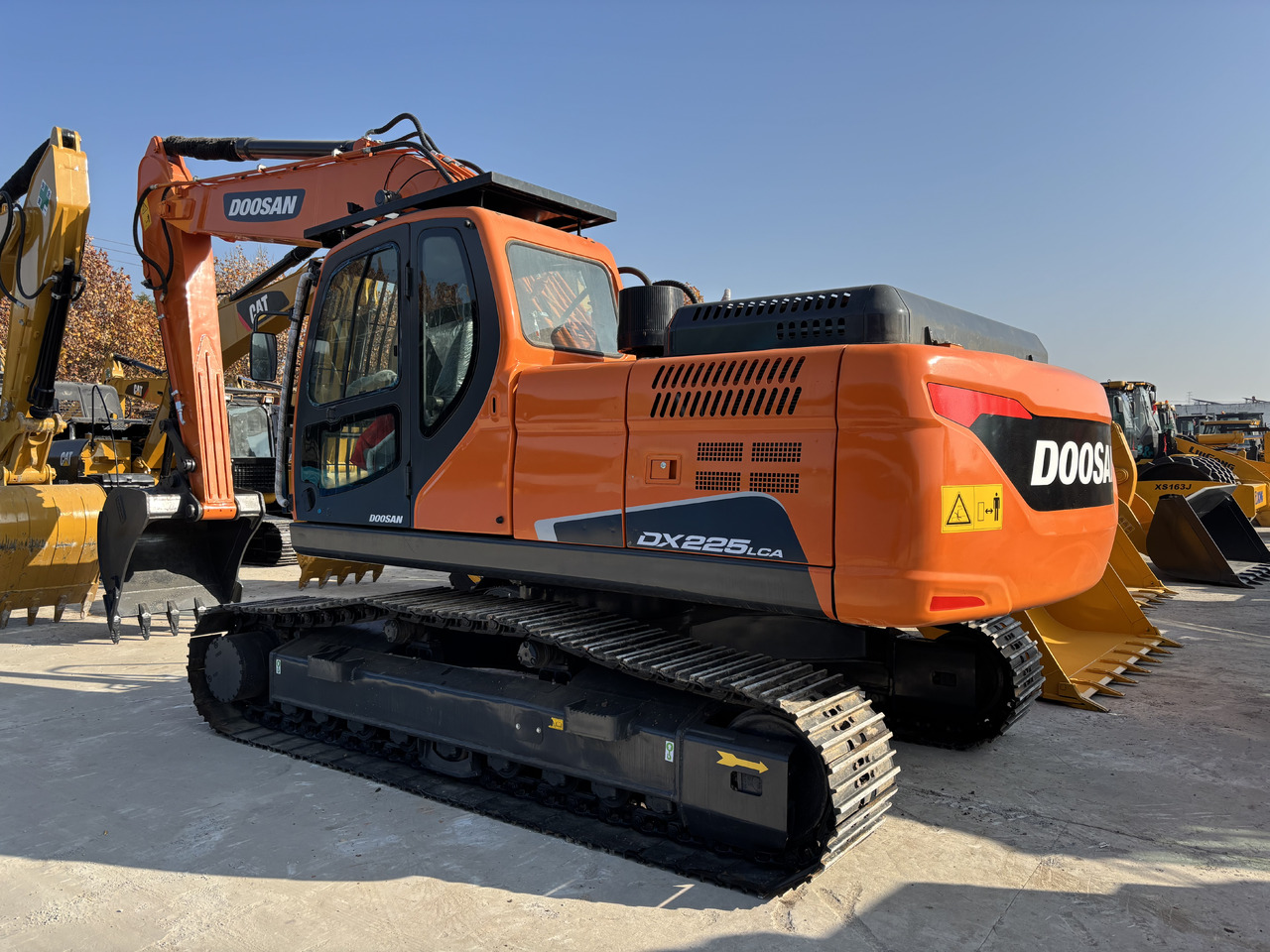 DOOSAN DX225LCA - Excavator pe şenile: Foto 4 DOOSAN DX225LCA - Excavator pe şenile: Foto 4