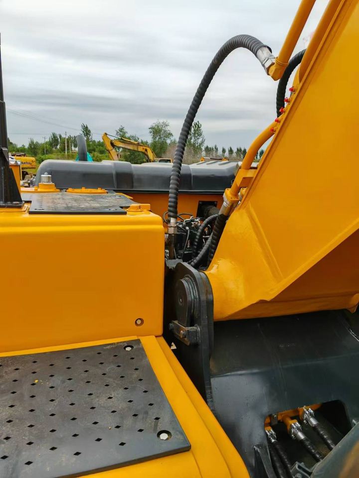 Hyundai Hyundai 220 LC-9 S - Excavator pe şenile: Foto 2 Hyundai Hyundai 220 LC-9 S - Excavator pe şenile: Foto 2