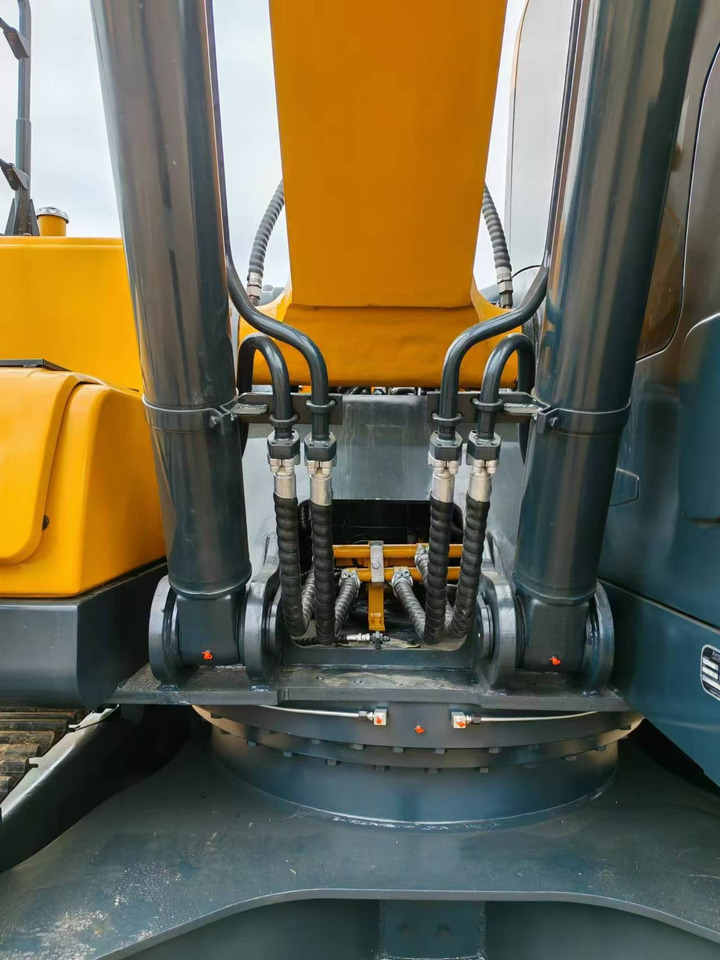 Hyundai Hyundai 220 LC-9 S - Excavator pe şenile: Foto 4 Hyundai Hyundai 220 LC-9 S - Excavator pe şenile: Foto 4