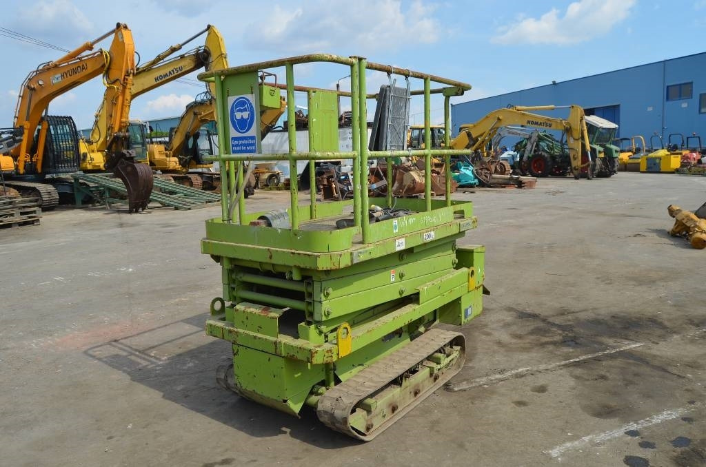 Aichi RV 041 - Platforma foarfeca: Foto 2 Aichi RV 041 - Platforma foarfeca: Foto 2