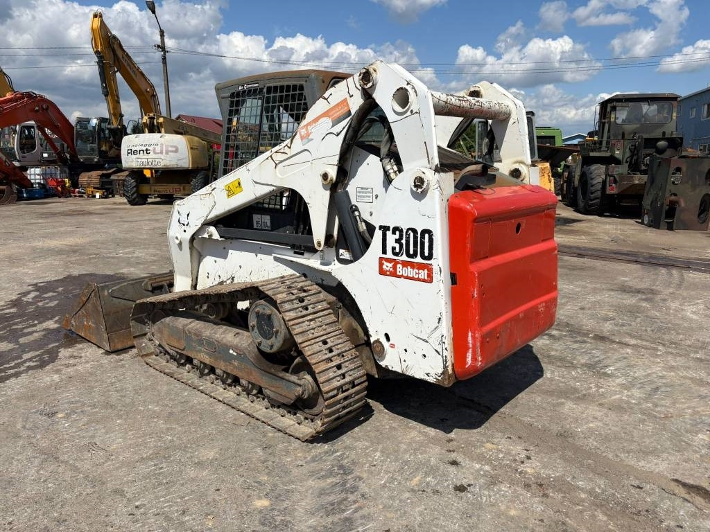 Bobcat T 300 - Mini încărcător: Foto 3 Bobcat T 300 - Mini încărcător: Foto 3