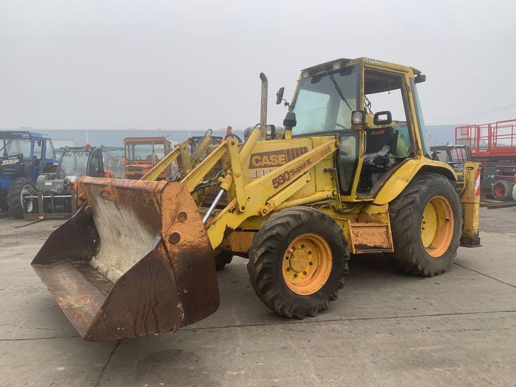 Case 580 K - Buldoexcavator: Foto 2 Case 580 K - Buldoexcavator: Foto 2