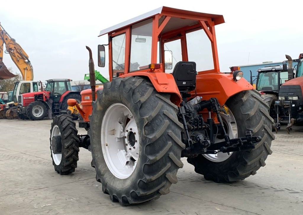 Fiat 1000DT - Tractor agricol: Foto 2 Fiat 1000DT - Tractor agricol: Foto 2
