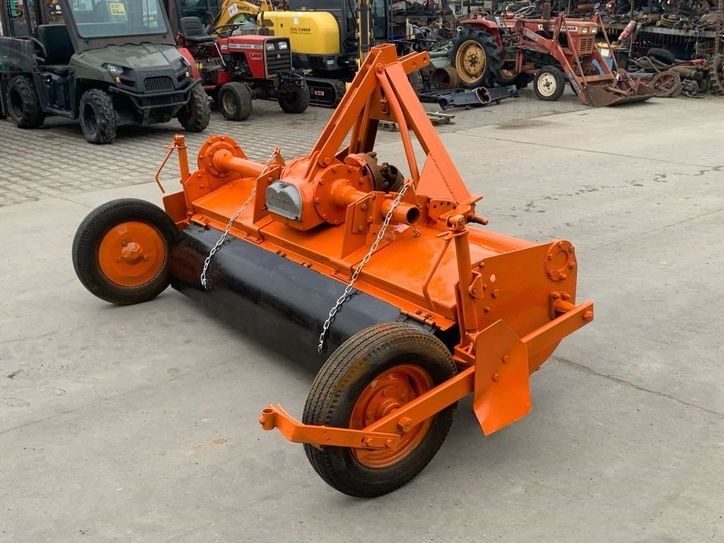 Freză de pământ Howard 2M: Foto 6 Freză de pământ Howard 2M: Foto 6