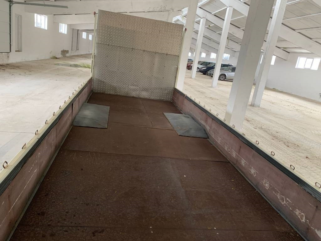 Cap tractoare BE, Autoutilitară cabină dublă Iveco 3551: Foto 15 Cap tractoare BE, Autoutilitară cabină dublă Iveco 3551: Foto 15