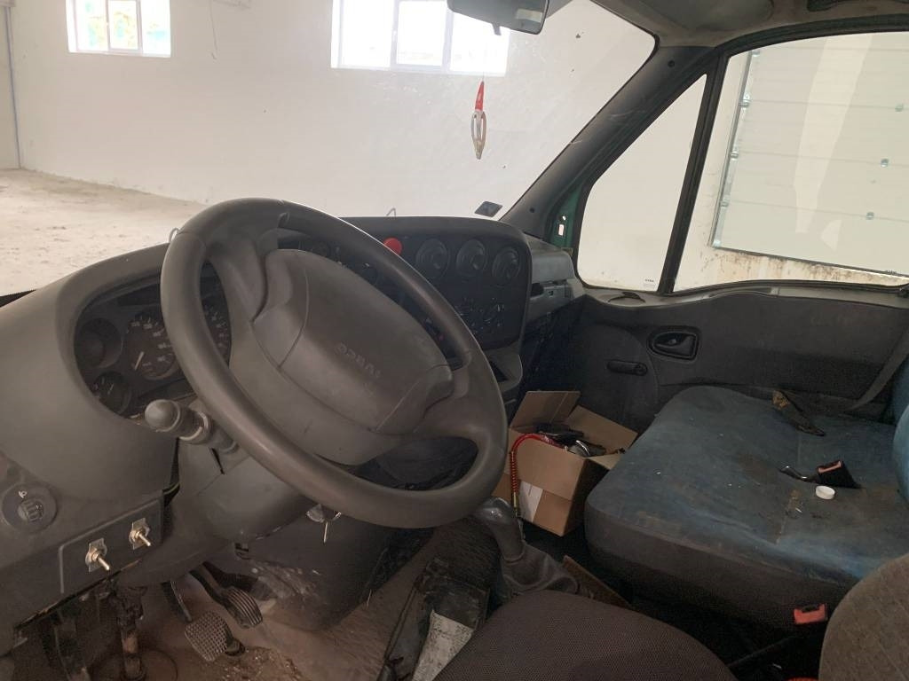 Cap tractoare BE, Autoutilitară cabină dublă Iveco 3551: Foto 7 Cap tractoare BE, Autoutilitară cabină dublă Iveco 3551: Foto 7