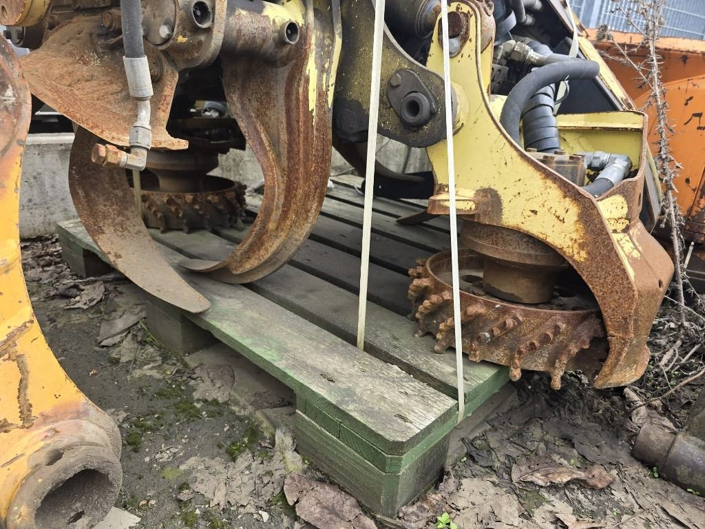 John Deere H414 Harvester Head - Capul procesor: Foto 5 John Deere H414 Harvester Head - Capul procesor: Foto 5