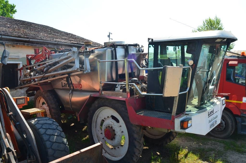 John Deere Landquip - Mașină de erbicidat autopropulsata: Foto 3 John Deere Landquip - Mașină de erbicidat autopropulsata: Foto 3