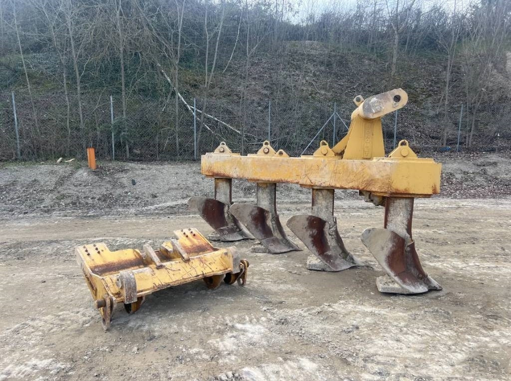 Jonquet Charrue PLOW - Plug: Foto 1 Jonquet Charrue PLOW - Plug: Foto 1