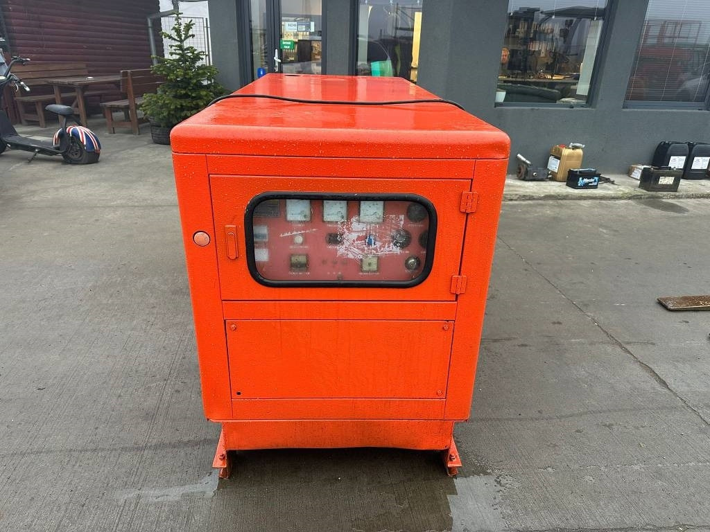 Kawakenki STC30 - Generator electric: Foto 2 Kawakenki STC30 - Generator electric: Foto 2