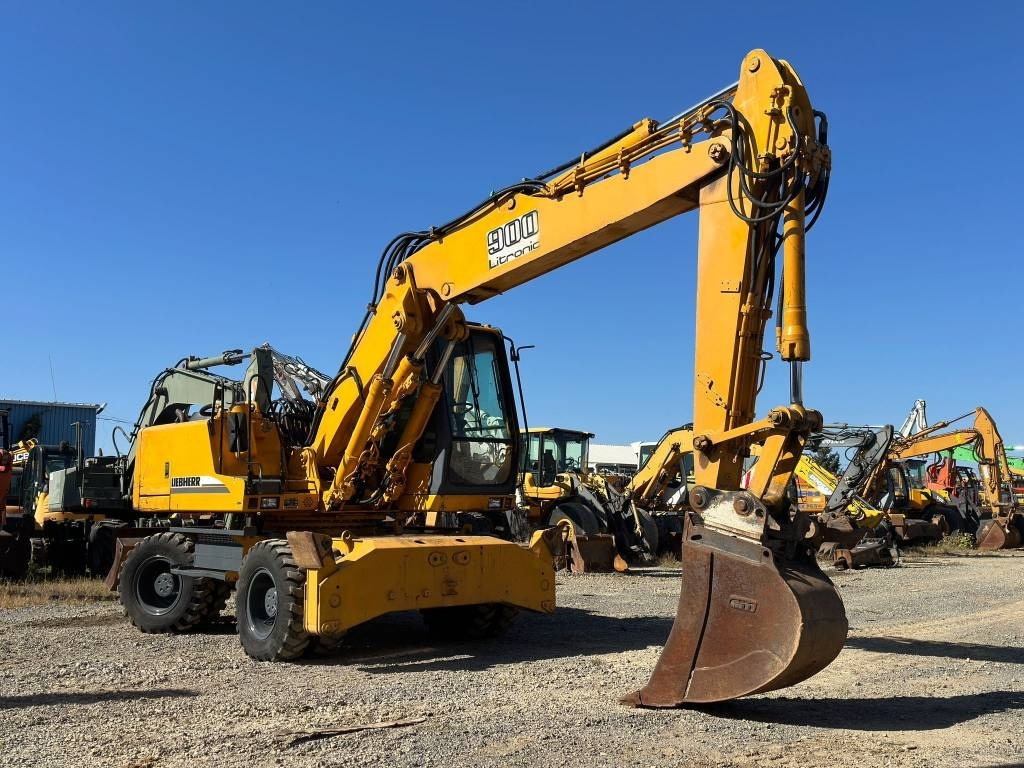 Liebherr A 900 B - Excavator pe roţi: Foto 2 Liebherr A 900 B - Excavator pe roţi: Foto 2