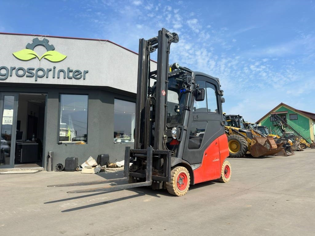 Linde H16T-01 - Stivuitor GPL: Foto 1 Linde H16T-01 - Stivuitor GPL: Foto 1