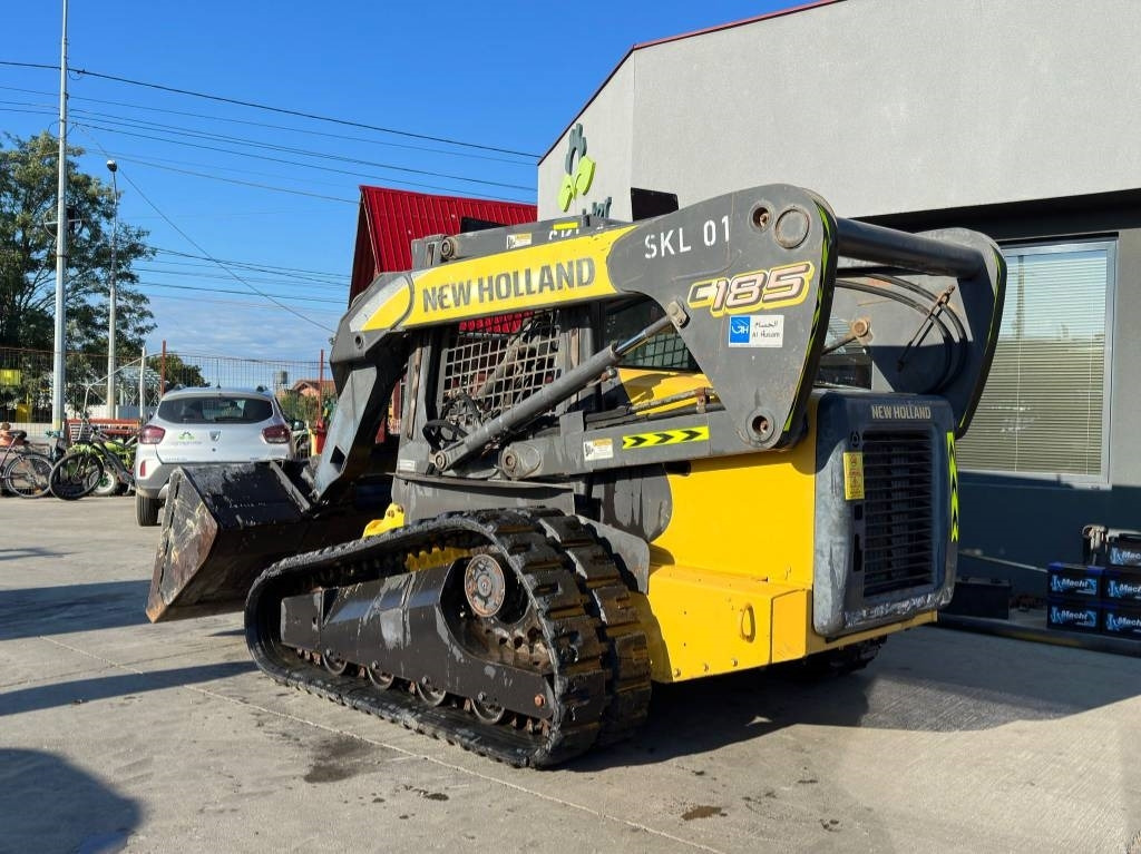 New Holland C 185 - Mini încărcător pe şenile: Foto 3 New Holland C 185 - Mini încărcător pe şenile: Foto 3