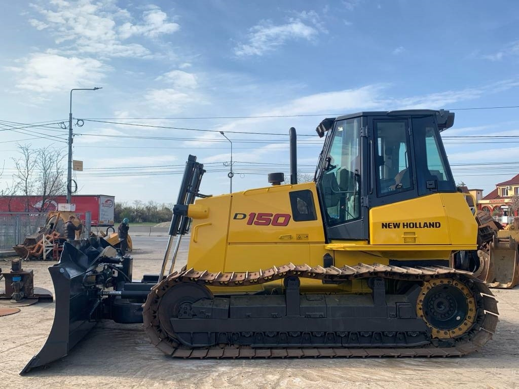 New Holland D 150 - Buldozer: Foto 5 New Holland D 150 - Buldozer: Foto 5