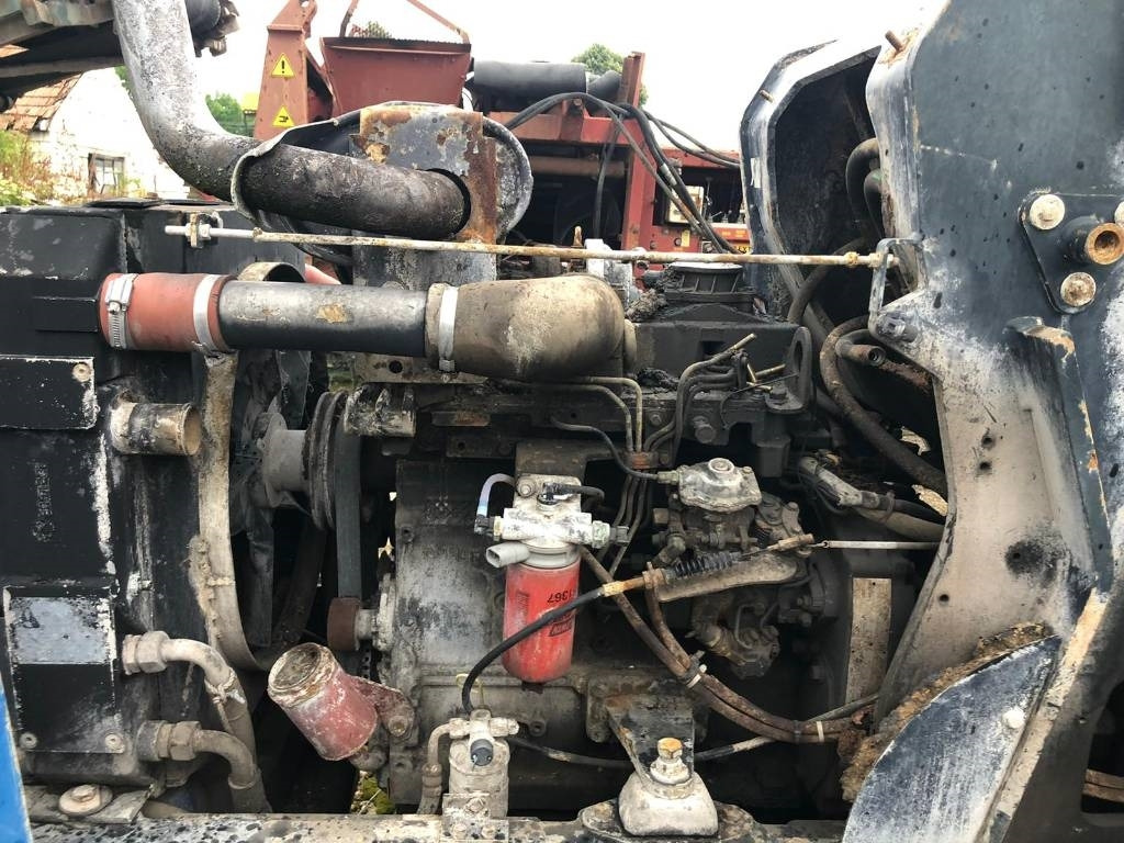 New Holland LM 435-410 FOR PARTS - Stivuitor telescopic: Foto 4 New Holland LM 435-410 FOR PARTS - Stivuitor telescopic: Foto 4