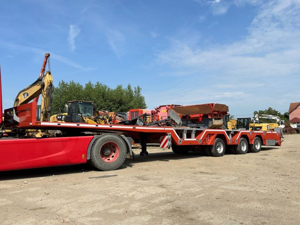 Nova 3 - Semiremorcă transport agabaritic: Foto 4 Nova 3 - Semiremorcă transport agabaritic: Foto 4