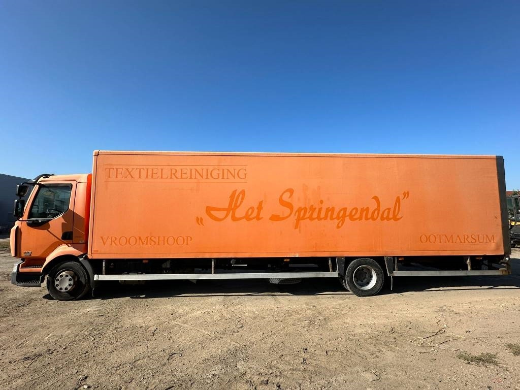 Renault Midlum 220 DCI - Camion furgon: Foto 4 Renault Midlum 220 DCI - Camion furgon: Foto 4