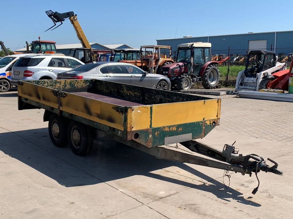 Saris P2000 - Remorca auto: Foto 2 Saris P2000 - Remorca auto: Foto 2