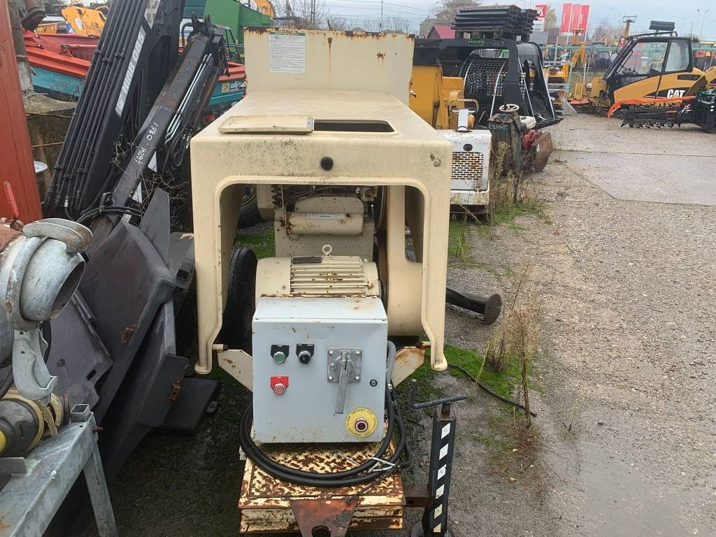 Schwing P88E - Pompă de beton staționară: Foto 4 Schwing P88E - Pompă de beton staționară: Foto 4