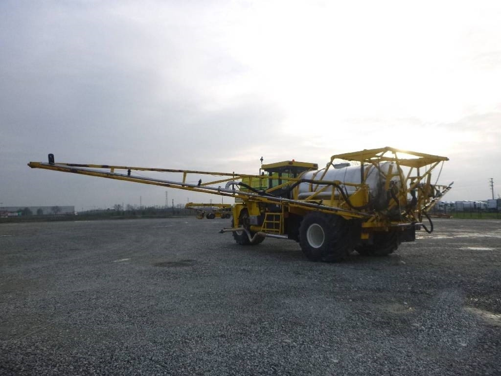 Terra Gator 1603T - Mașină de erbicidat autopropulsata: Foto 3 Terra Gator 1603T - Mașină de erbicidat autopropulsata: Foto 3