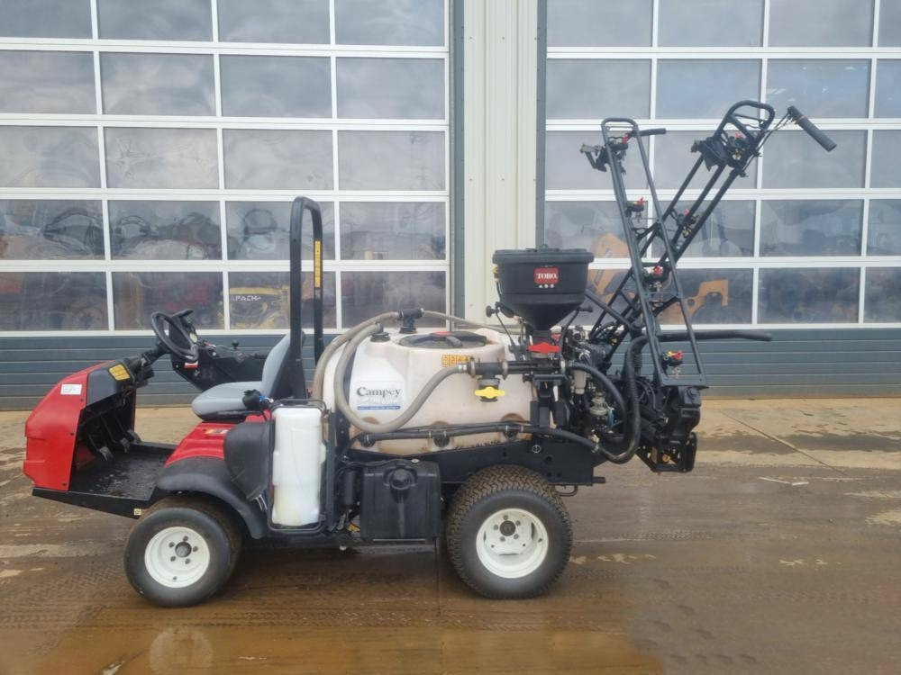Toro Multi Pro 1750 - Mașină de erbicidat autopropulsata: Foto 2 Toro Multi Pro 1750 - Mașină de erbicidat autopropulsata: Foto 2