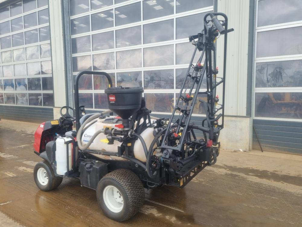 Toro Multi Pro 1750 - Mașină de erbicidat autopropulsata: Foto 3 Toro Multi Pro 1750 - Mașină de erbicidat autopropulsata: Foto 3