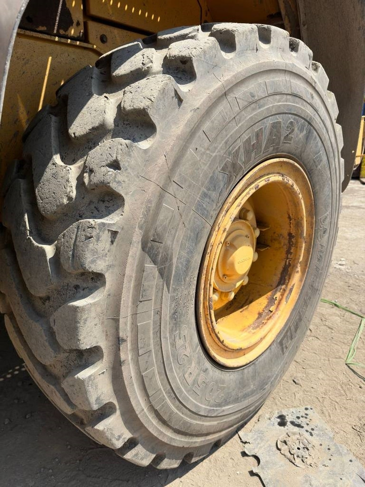 Încărcător frontal pe pneuri Volvo L 60 E: Foto 8 Încărcător frontal pe pneuri Volvo L 60 E: Foto 8