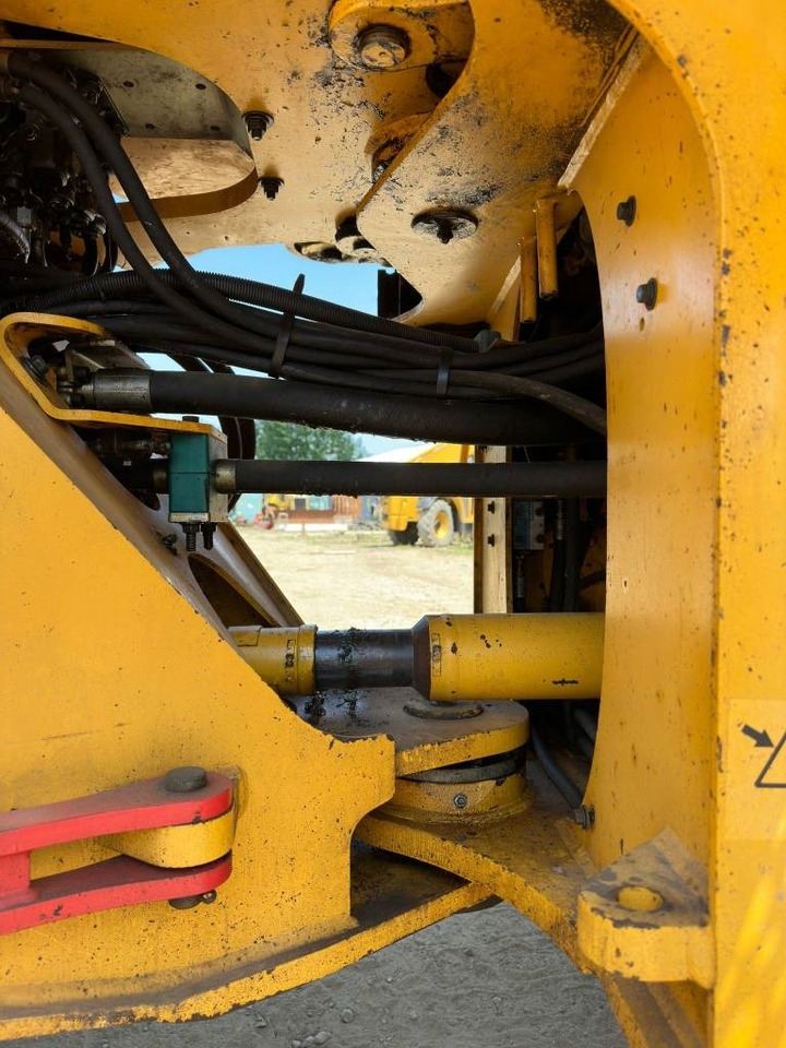 Încărcător frontal pe pneuri Volvo L 60 E: Foto 9 Încărcător frontal pe pneuri Volvo L 60 E: Foto 9