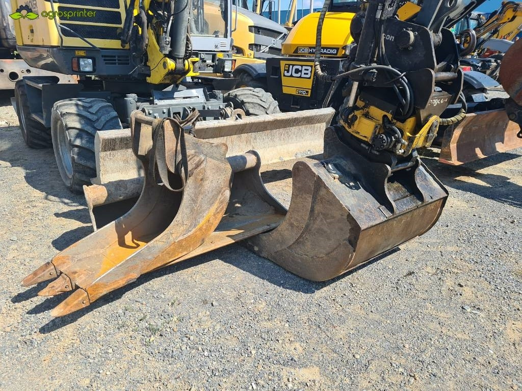 Wacker Neuson EW 100 - Excavator pe roţi: Foto 3 Wacker Neuson EW 100 - Excavator pe roţi: Foto 3