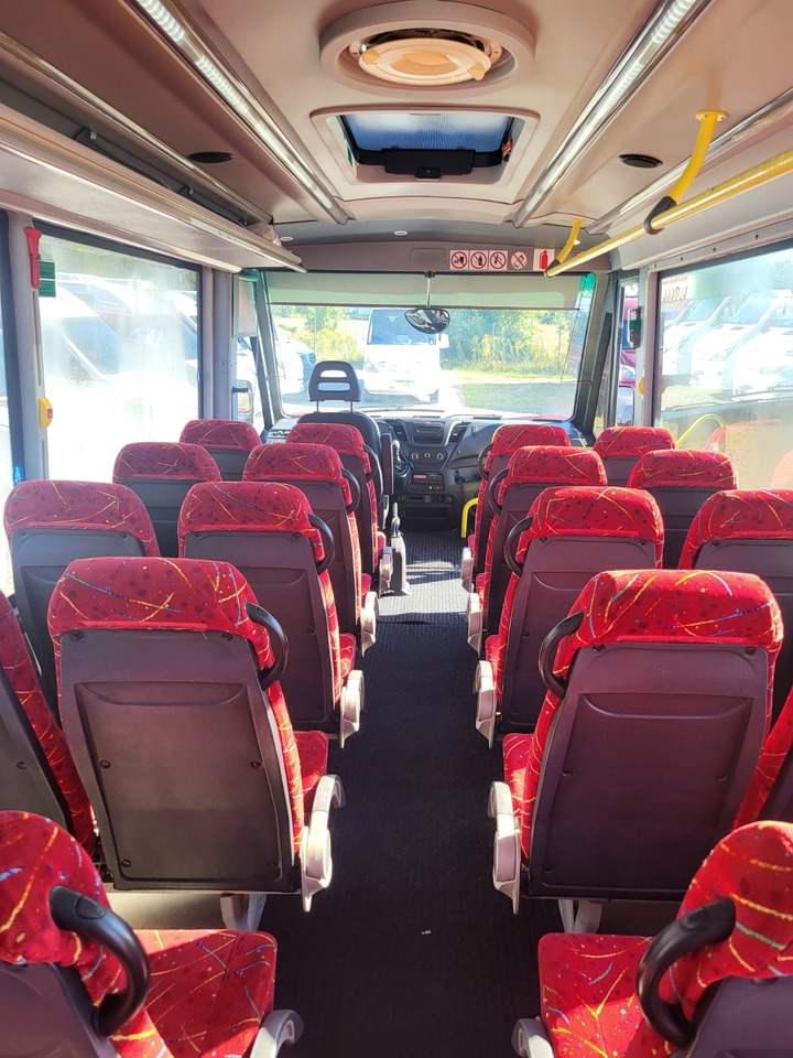 Microbuz, Transport persoane IVECO Daily Kapena- 35 Miejsc: Foto 13