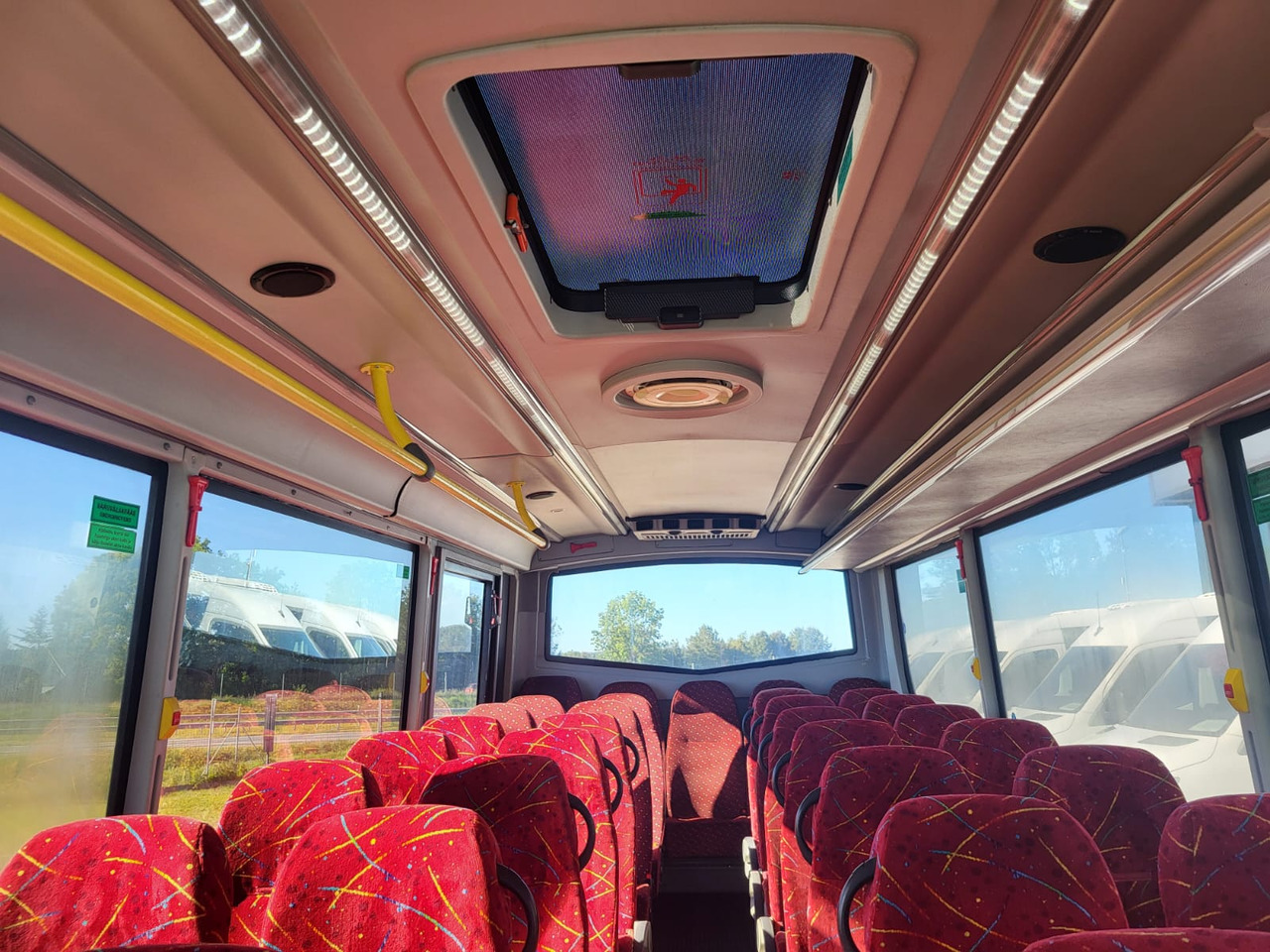 Microbuz, Transport persoane IVECO Daily Kapena- 35 Miejsc: Foto 14