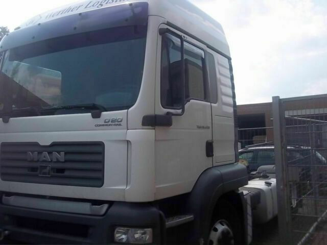 MAN 18.390 SZM G.Haus Klima ZF-Schalter - Cap tractor: Foto 2 MAN 18.390 SZM G.Haus Klima ZF-Schalter - Cap tractor: Foto 2