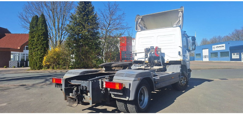 Mercedes-Benz 1328 SZM Atego - Cap tractor: Foto 4 Mercedes-Benz 1328 SZM Atego - Cap tractor: Foto 4