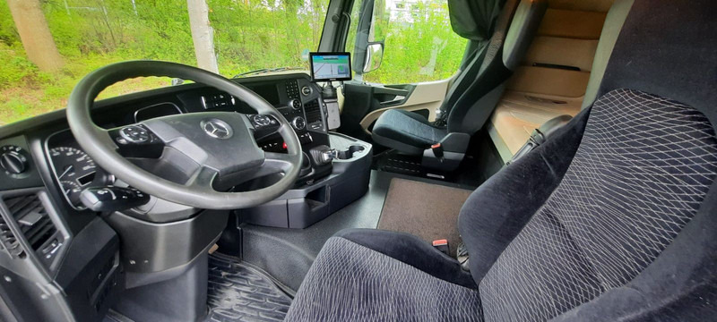 Mercedes-Benz 2545 Actros Pritsche Kran Palfinger PK21001 - Camion platformă, Camion cu macara: Foto 5 Mercedes-Benz 2545 Actros Pritsche Kran Palfinger PK21001 - Camion platformă, Camion cu macara: Foto 5