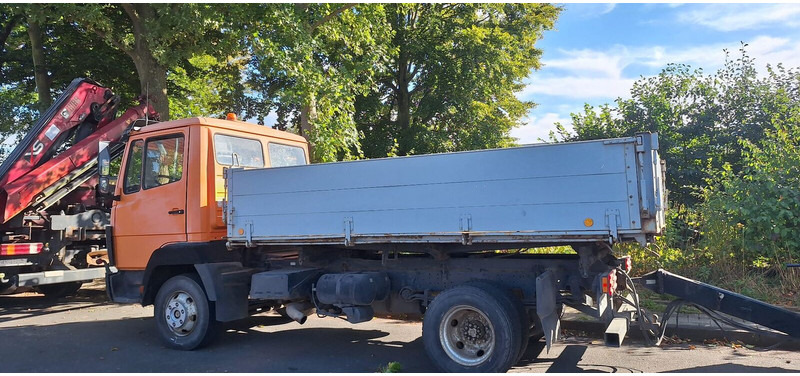 Mercedes-Benz - Camion basculantă: Foto 4 Mercedes-Benz - Camion basculantă: Foto 4