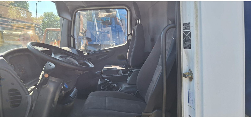 Mercedes-Benz Sprinter 818 Pritsche Plane în leasing Mercedes-Benz Sprinter 818 Pritsche Plane: Foto 11 Mercedes-Benz Sprinter 818 Pritsche Plane în leasing Mercedes-Benz Sprinter 818 Pritsche Plane: Foto 11