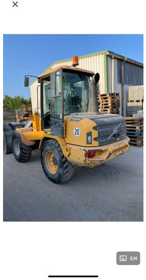 Volvo L30G - Încărcător frontal pe pneuri: Foto 4 Volvo L30G - Încărcător frontal pe pneuri: Foto 4