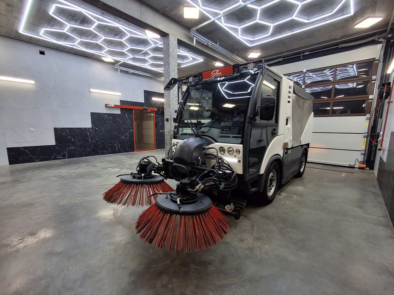 Hako Citymaster 2200 Zamiatarka Kehrmaschine Euro 6 PM2.5 2018r 2619 Mth - Măturătoare stradală: Foto 2 Hako Citymaster 2200 Zamiatarka Kehrmaschine Euro 6 PM2.5 2018r 2619 Mth - Măturătoare stradală: Foto 2